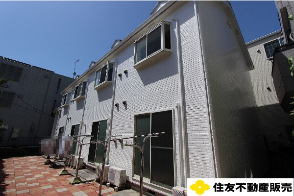 文京区出售中的整栋公寓房地产 户外