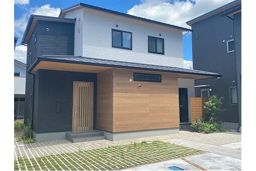 3LDK House to Buy in Kasaoka-shi Exterior