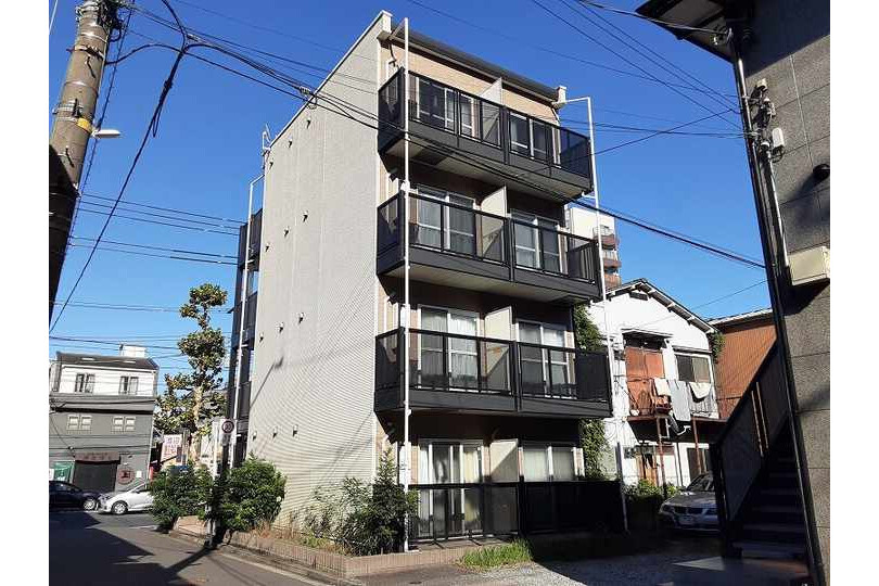 1K Apartment to Rent in Yokohama-shi Naka-ku Exterior