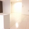 1K Apartment to Rent in Osaka-shi Nishiyodogawa-ku Outside Space