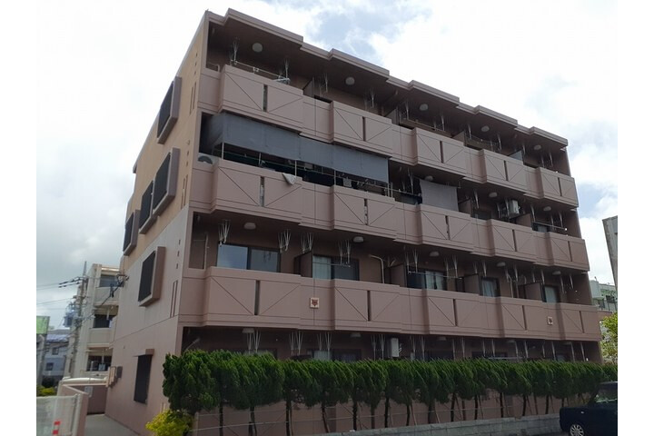 1K Apartment to Rent in Nakagami-gun Nishihara-cho Exterior