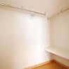 1K Apartment to Rent in Tokorozawa-shi Storage