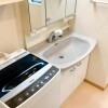 1R Apartment to Rent in Shinjuku-ku Washroom