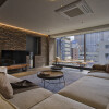 2LDK Apartment to Rent in Yokohama-shi Kanagawa-ku Living Room