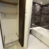 3LDK Apartment to Buy in Minato-ku Bathroom