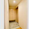 2LDK Apartment to Rent in Shibuya-ku Entrance