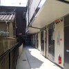 1K Apartment to Rent in Osaka-shi Sumiyoshi-ku Entrance Hall