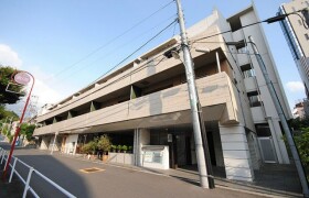 1K Apartment in Minamiazabu - Minato-ku
