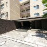 4SLDK Apartment to Rent in Minato-ku Entrance Hall
