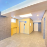 1LDK Apartment to Rent in Osaka-shi Naniwa-ku Entrance Hall