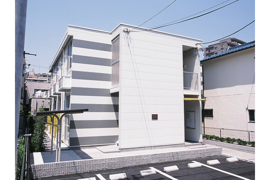 1K Apartment to Rent in Nagoya-shi Atsuta-ku Exterior