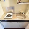 1K Apartment to Rent in Osaka-shi Naniwa-ku Kitchen