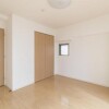 1K Apartment to Buy in Kita-ku Living Room