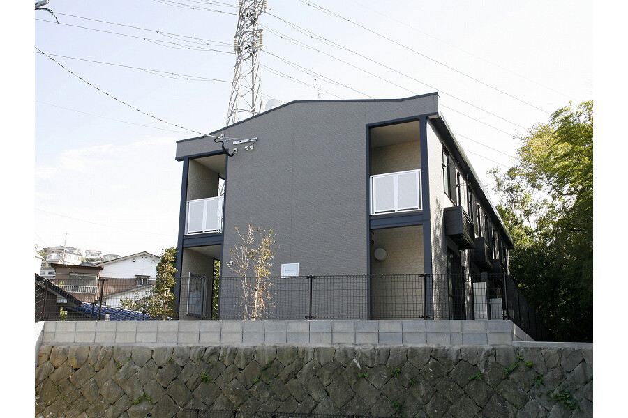 1K Apartment to Rent in Nagasaki-shi Exterior