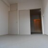 2DK Apartment to Rent in Chiyoda-ku Room
