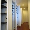 2LDK Apartment to Rent in Chuo-ku Storage