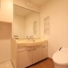 2SLDK Apartment to Rent in Shibuya-ku Toilet