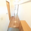 1K Apartment to Rent in Nakagami-gun Nishihara-cho Entrance