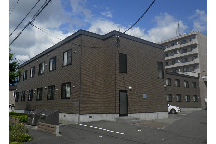 1K Apartment to Rent in Sapporo-shi Atsubetsu-ku Exterior