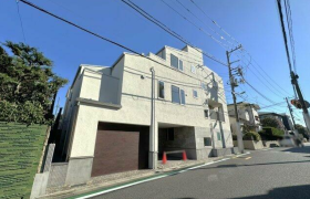 6LDK House in Matsubara - Setagaya-ku
