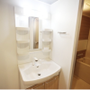 2LDK Apartment to Rent in Osaka-shi Kita-ku Washroom