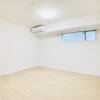 2SLDK Apartment to Rent in Koto-ku Room