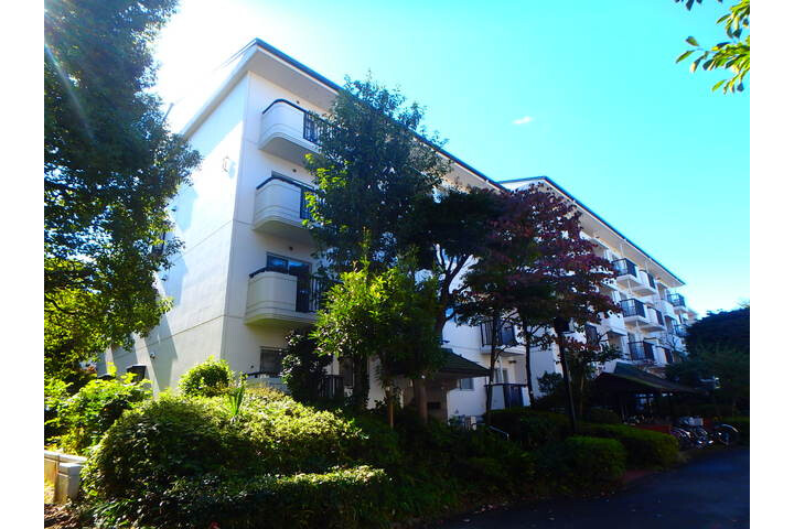 3LDK Apartment to Rent in Kokubunji-shi Exterior