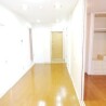 2LDK Apartment to Rent in Yokohama-shi Naka-ku Room