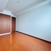 2LDK Apartment to Buy in Osaka-shi Kita-ku Interior