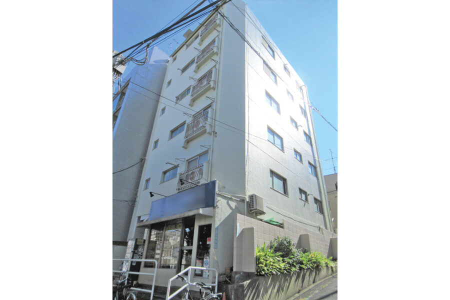1DK Apartment to Buy in Meguro-ku Exterior