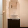 1K Apartment to Rent in Toshima-ku Washroom
