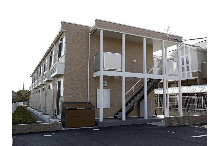 1K Apartment to Rent in Akashi-shi Exterior