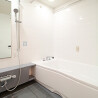 3LDK Apartment to Rent in Bunkyo-ku Bathroom
