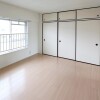 2LDK Apartment to Rent in Kitakyushu-shi Yahatanishi-ku Interior