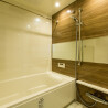 1LDK Serviced Apartment to Rent in Osaka-shi Fukushima-ku Bathroom