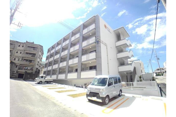 1LDK Apartment to Rent in Urasoe-shi Exterior