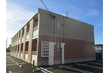1K Apartment to Rent in Watari-gun Watari-cho Exterior