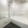 3LDK Apartment to Rent in Shinjuku-ku Bathroom