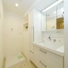 2LDK Apartment to Buy in Taito-ku Washroom