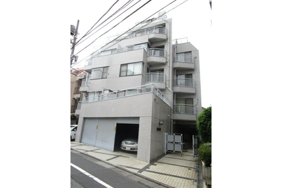 2LDK Apartment to Rent in Adachi-ku Exterior