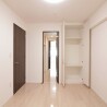 2LDK Apartment to Buy in Osaka-shi Chuo-ku Storage