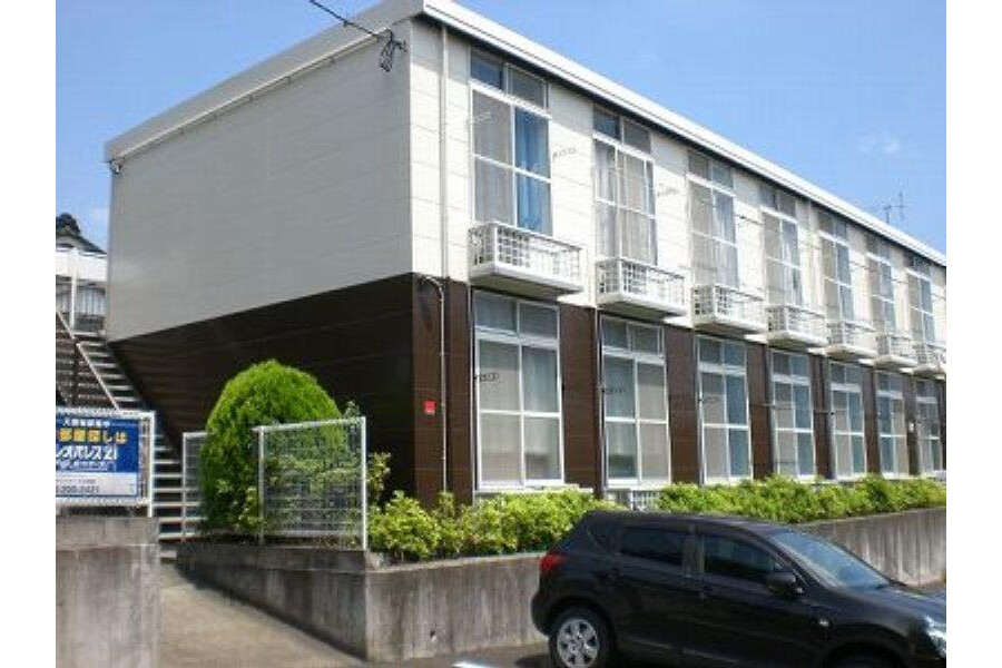 2DK Apartment to Rent in Yokohama-shi Seya-ku Exterior