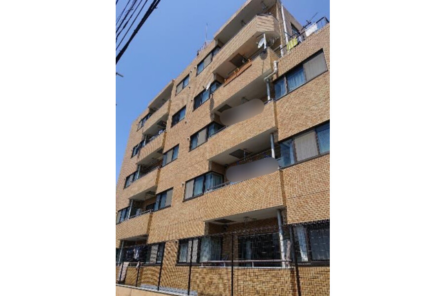 3LDK Apartment to Buy in Chofu-shi Exterior