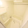 1LDK Apartment to Rent in Chuo-ku Bathroom