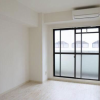 2DK Apartment to Rent in Osaka-shi Naniwa-ku Living Room