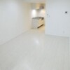1LDK Apartment to Rent in Osaka-shi Higashinari-ku Living Room