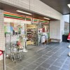 1LDK Apartment to Rent in Minato-ku Convenience Store