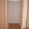 1R Apartment to Rent in Ichikawa-shi Storage