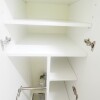 1K Apartment to Rent in Chuo-ku Storage