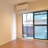 1R Apartment to Rent in Osaka-shi Fukushima-ku Interior